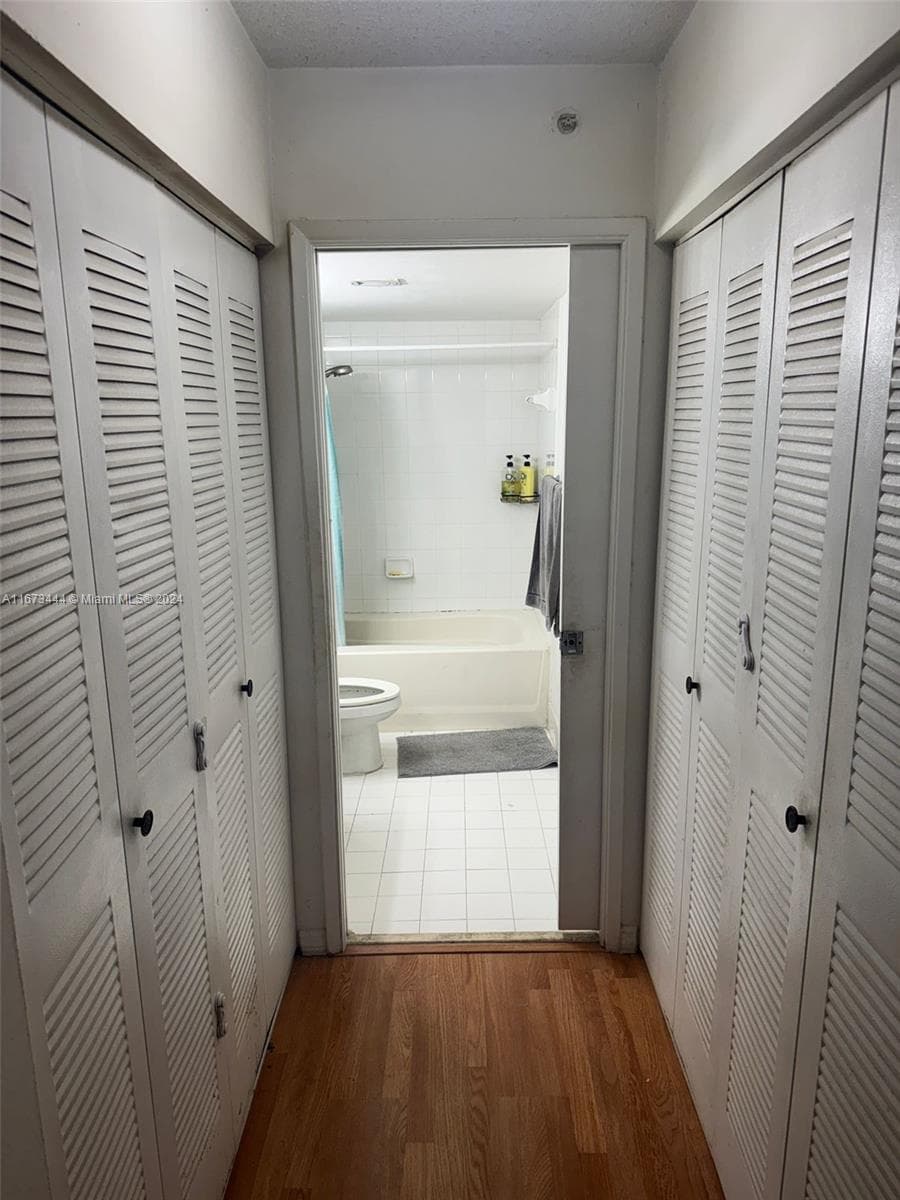 4580 NW 107th Ave # 13, Doral FL 33178 — 5