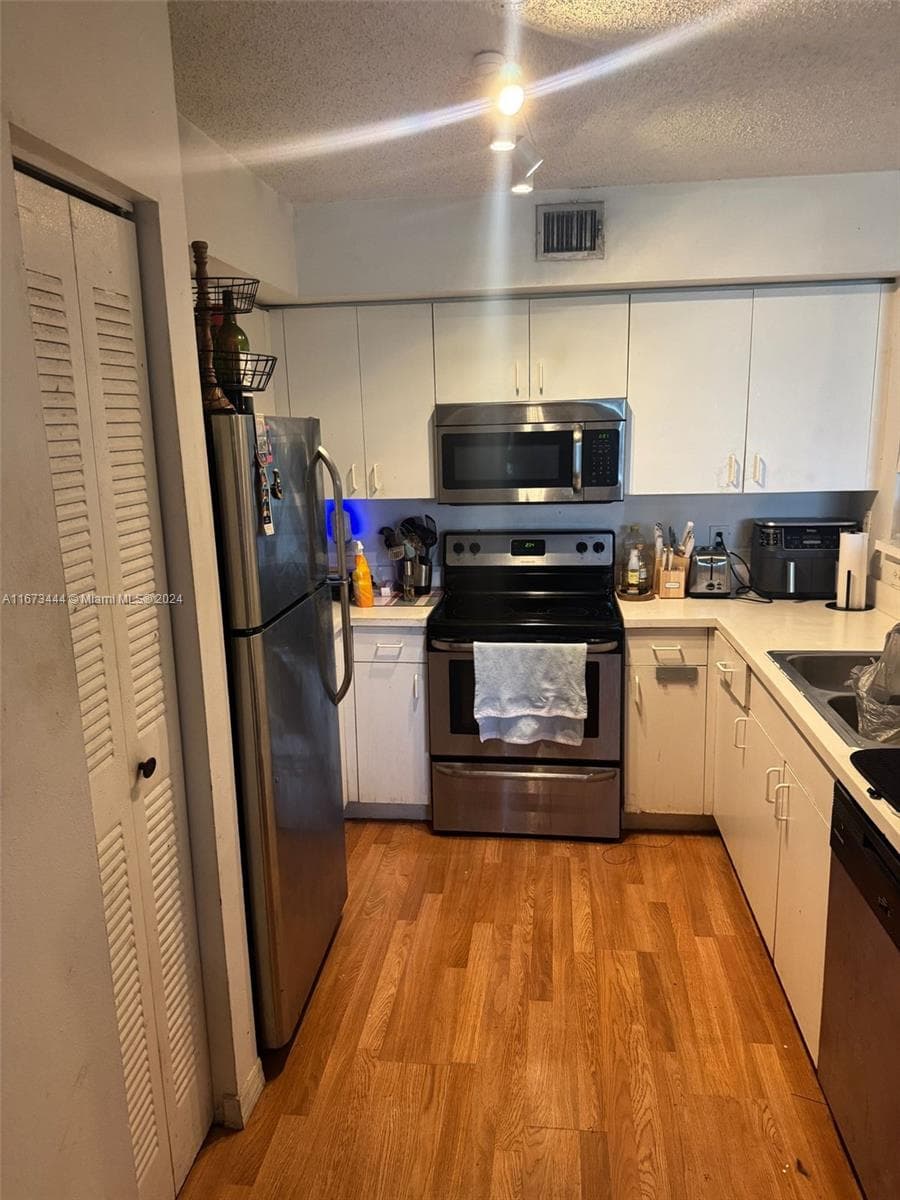 4580 NW 107th Ave # 13, Doral FL 33178 — 4