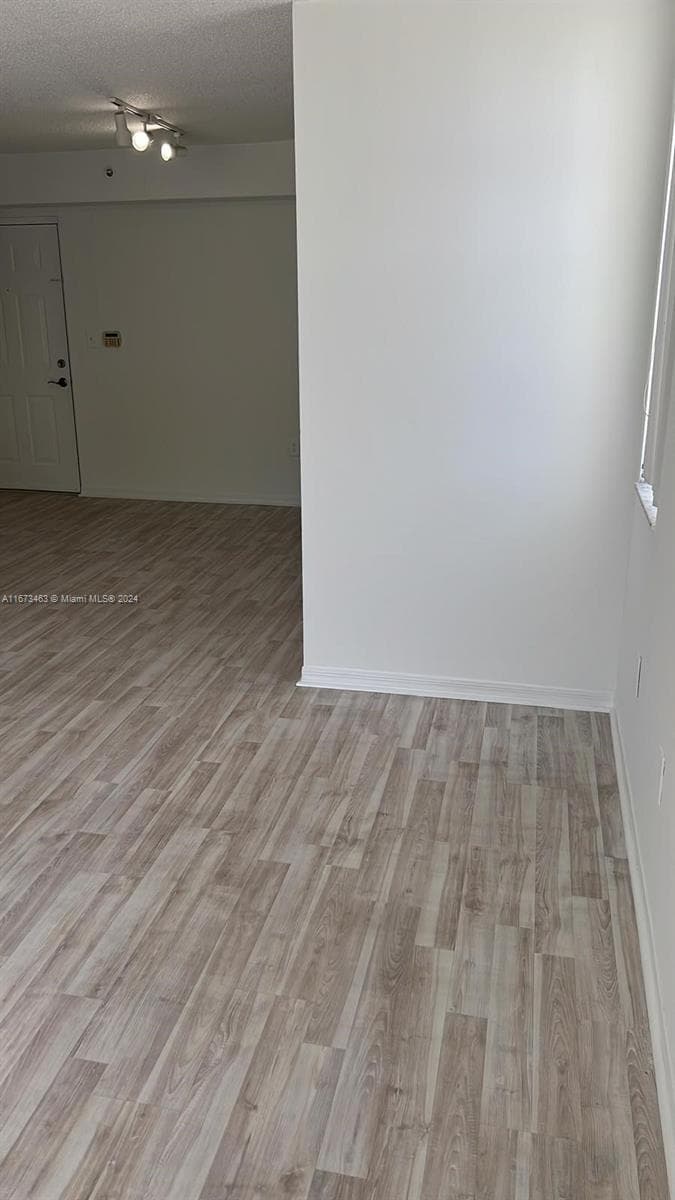4350 NW 107th Ave # 2, Doral FL 33178 — 6