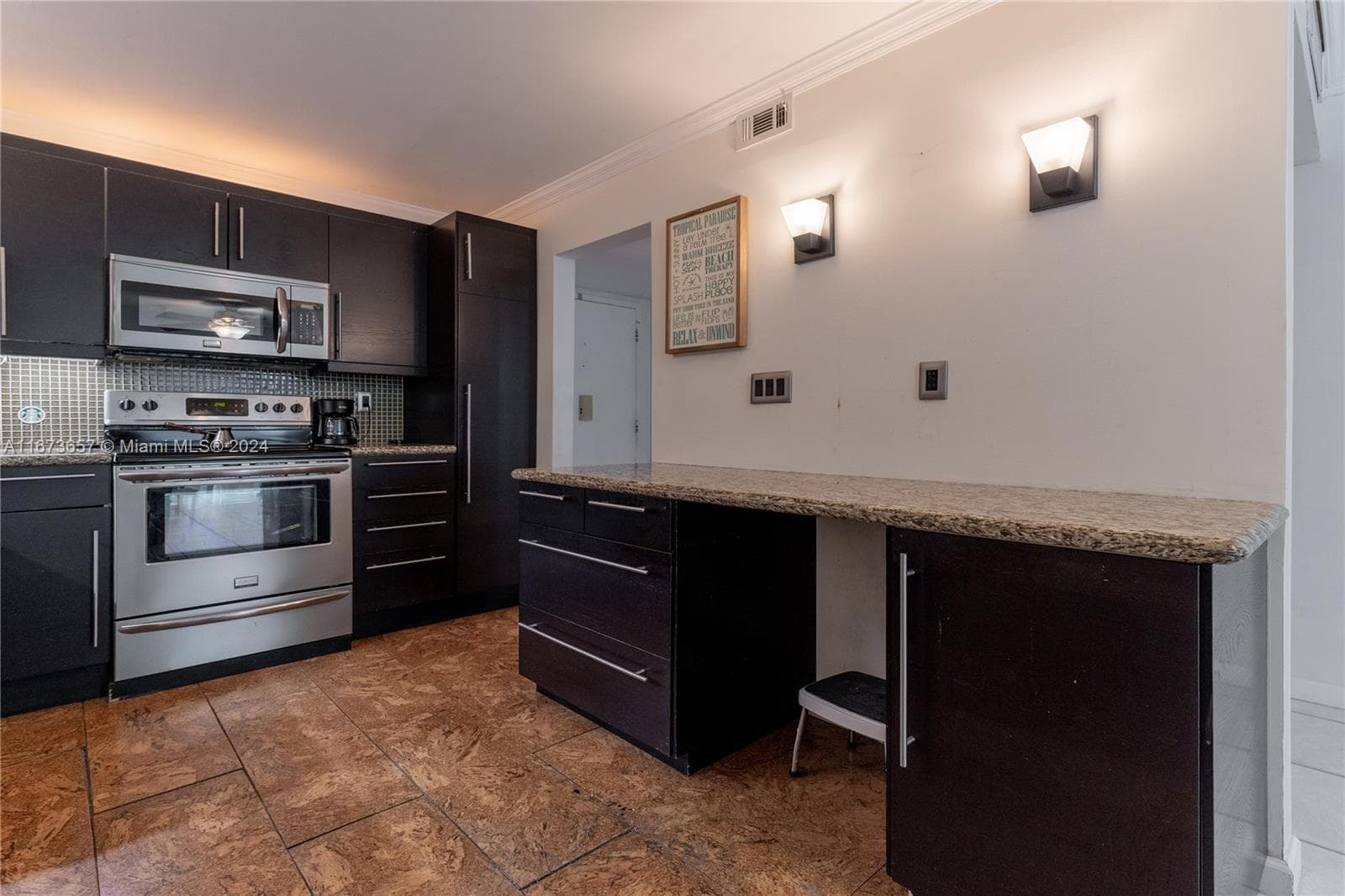 18071 Biscayne Blvd # 303, Aventura FL 33160 — 10