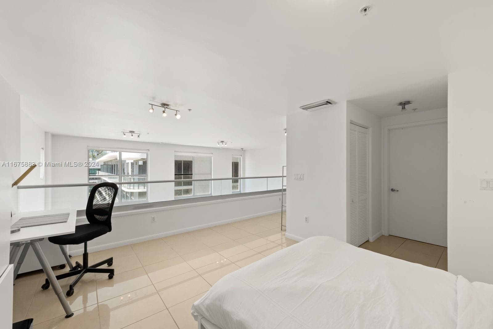 3449 NE 1 AVE # L61, Miami FL 33137 — 16