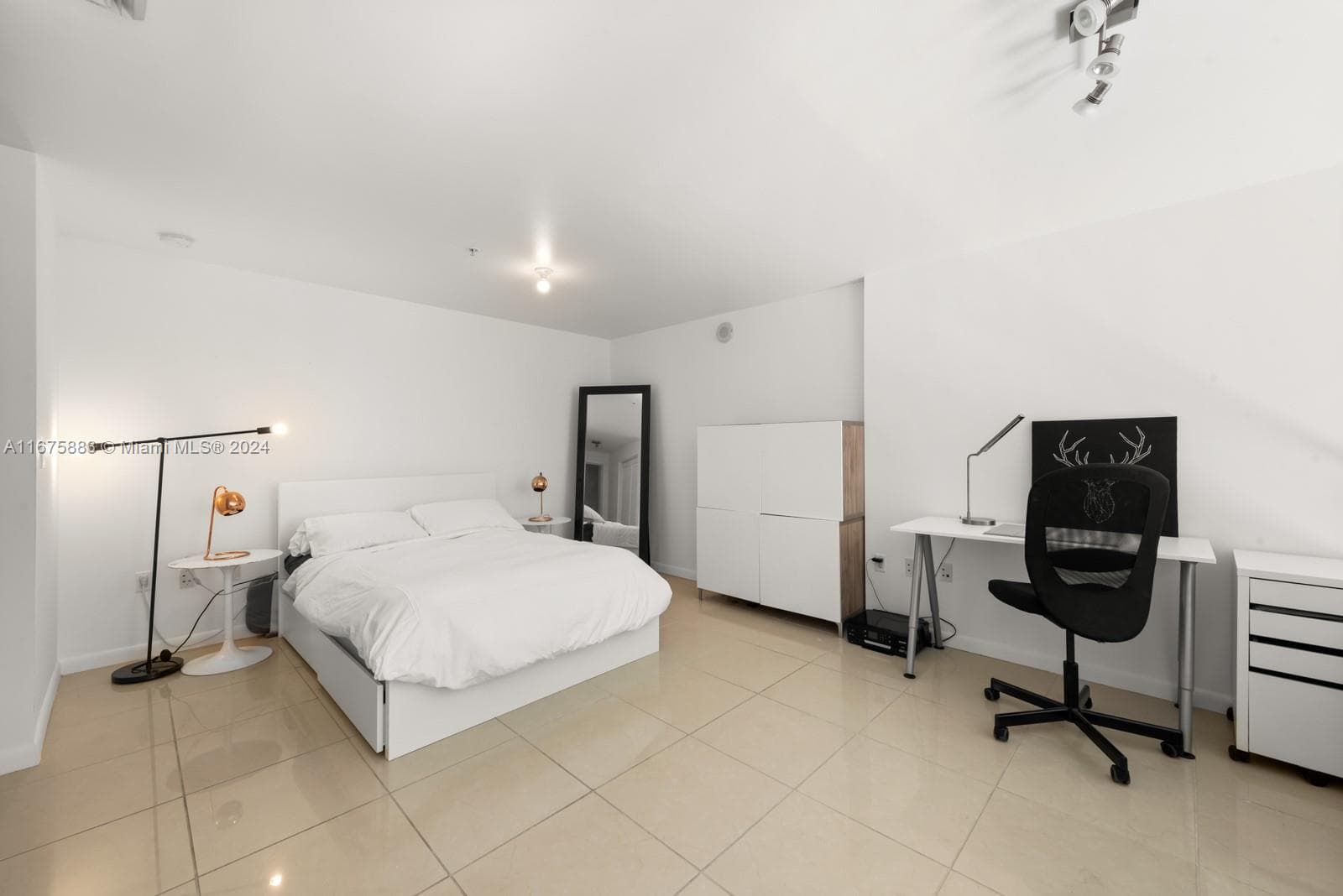 3449 NE 1 AVE # L61, Miami FL 33137 — 15