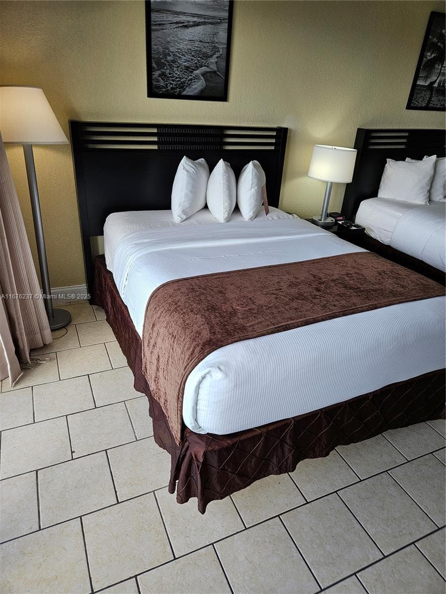 19201 Collins Ave # 237, Sunny Isles Beach FL 33160 — 36