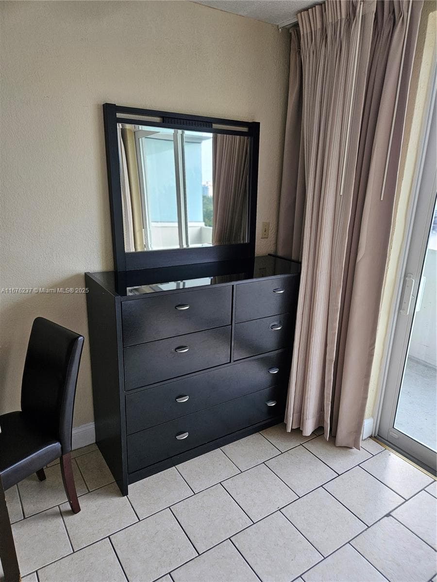 19201 Collins Ave # 237, Sunny Isles Beach FL 33160 — 10