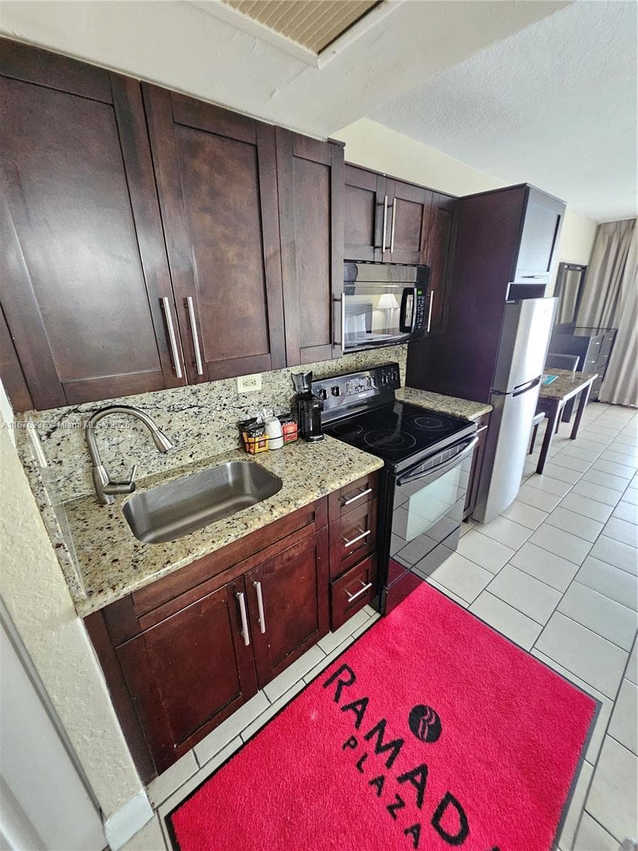 19201 Collins Ave # 237, Sunny Isles Beach FL 33160 — 15