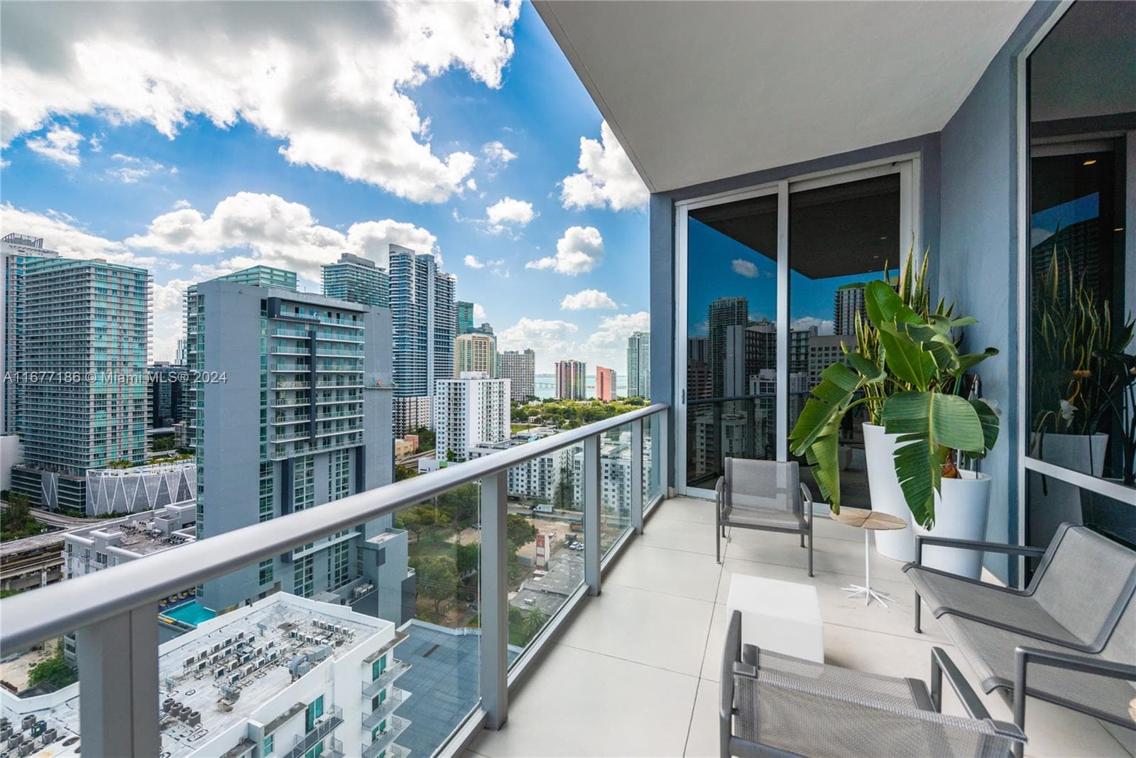 1010 SW 2nd Ave, Miami FL 33130 — 21