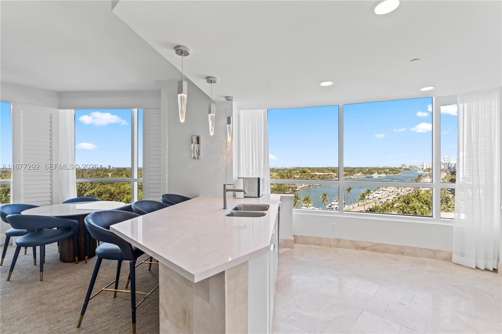 4401 Collins Ave # 915, Miami Beach FL 33140 — 2