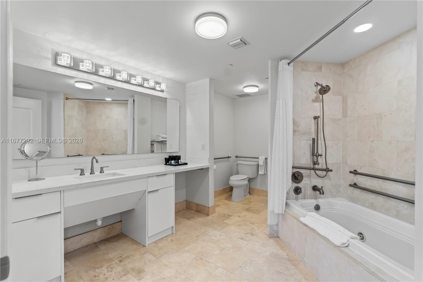 4401 Collins Ave # 915, Miami Beach FL 33140 — 22