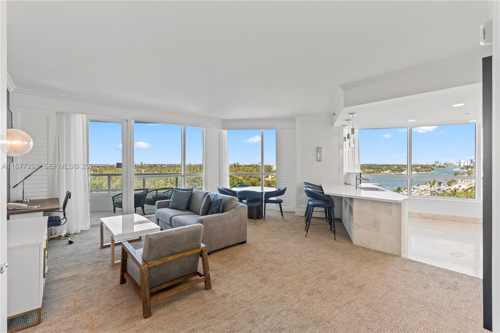 4401 Collins Ave # 915, Miami Beach FL 33140 — 1