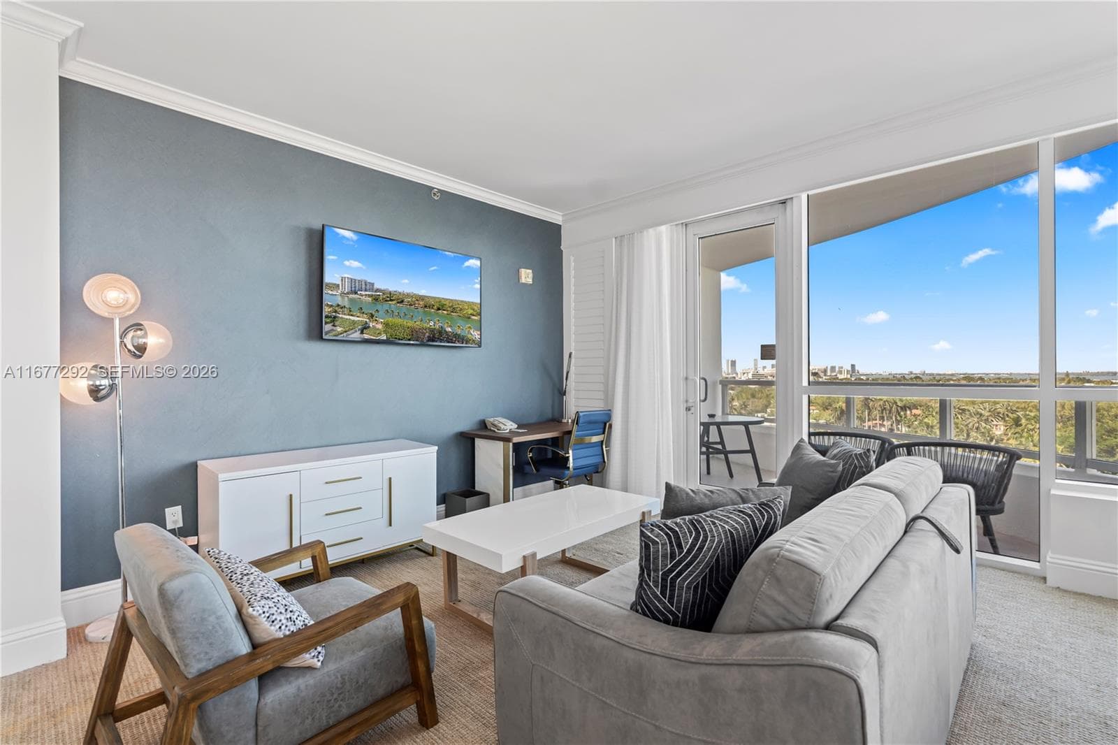 4401 Collins Ave # 915, Miami Beach FL 33140 — 14