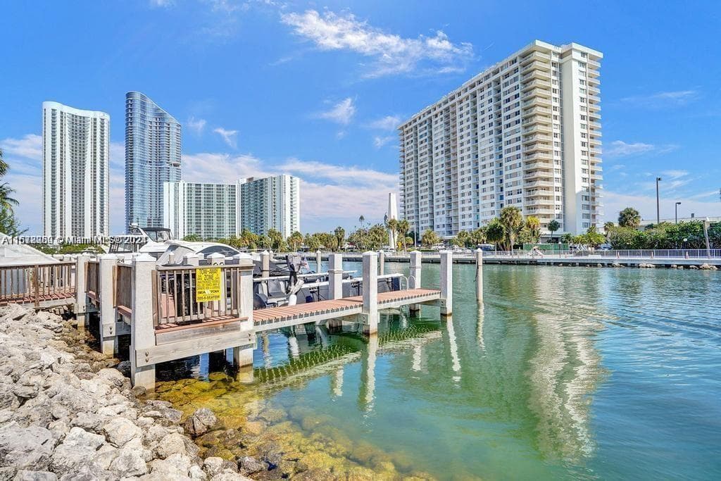 400 Kings Point Dr # 1031, Sunny Isles Beach FL 33160 — 14