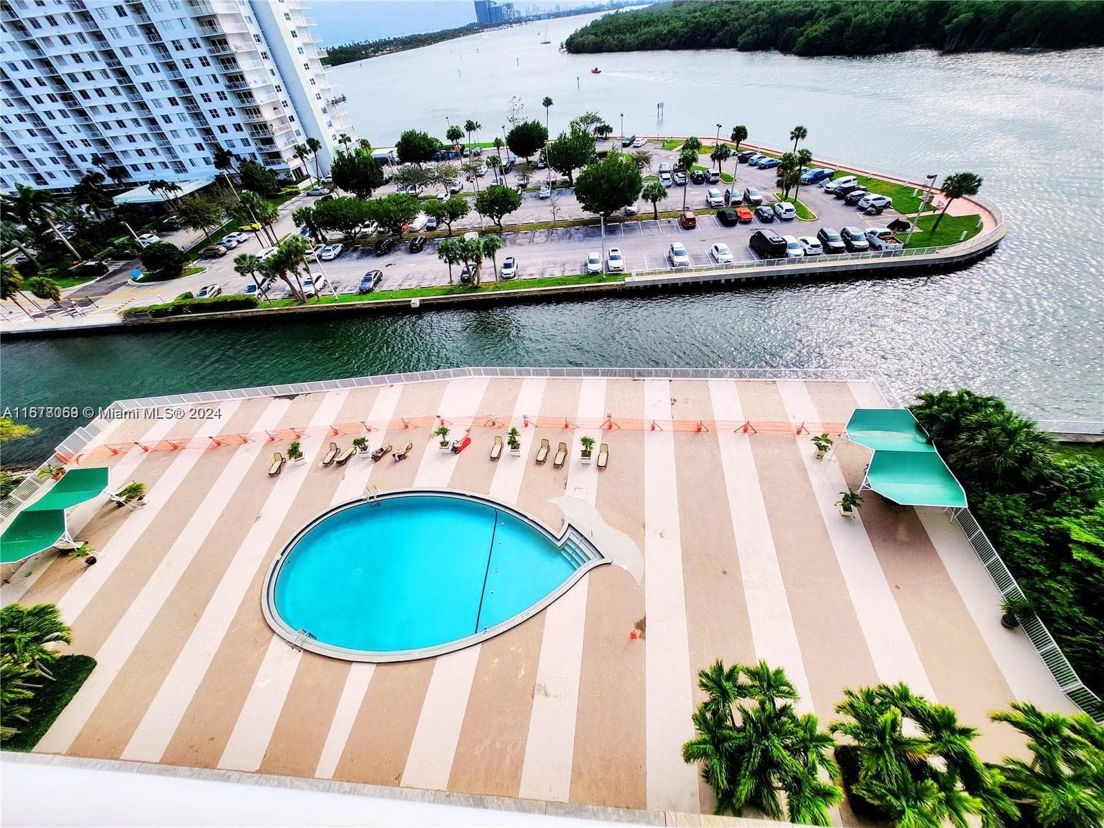 400 Kings Point Dr # 1031, Sunny Isles Beach FL 33160 — 11