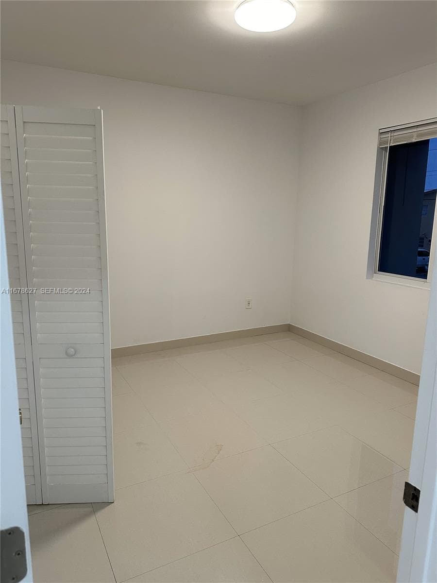 620 W 29th St, Hialeah FL 33012 — 18