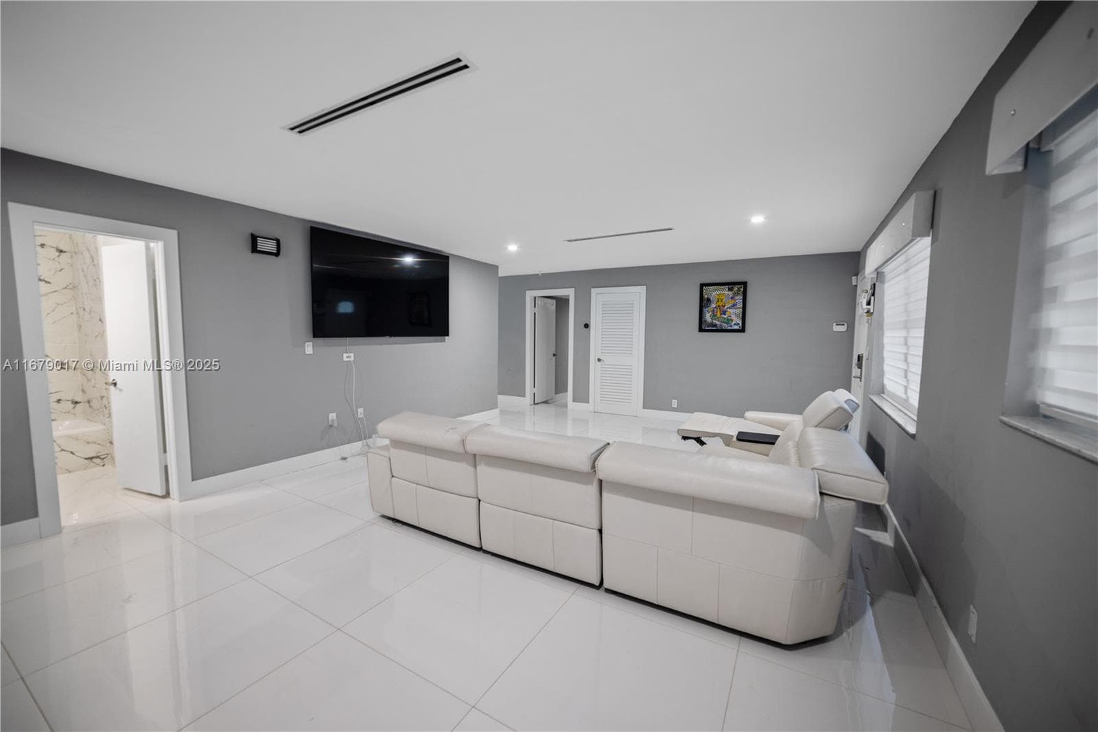 13550 SW 99th Pl, Miami FL 33176 — 12