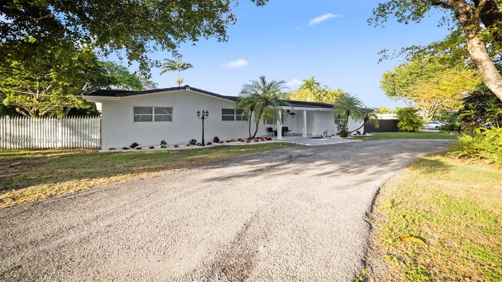 13550 SW 99th Pl, Miami FL 33176 — 5