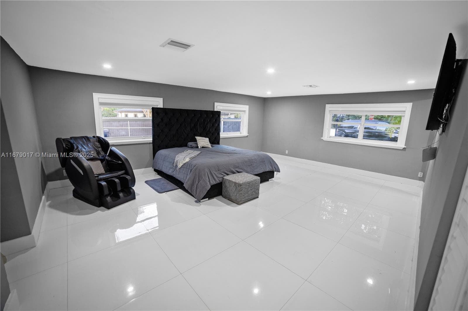 13550 SW 99th Pl, Miami FL 33176 — 20
