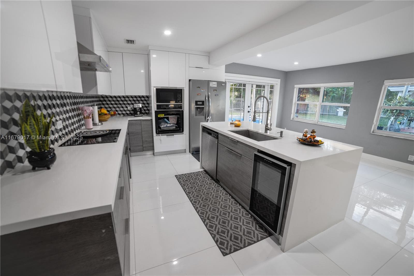13550 SW 99th Pl, Miami FL 33176 — 15