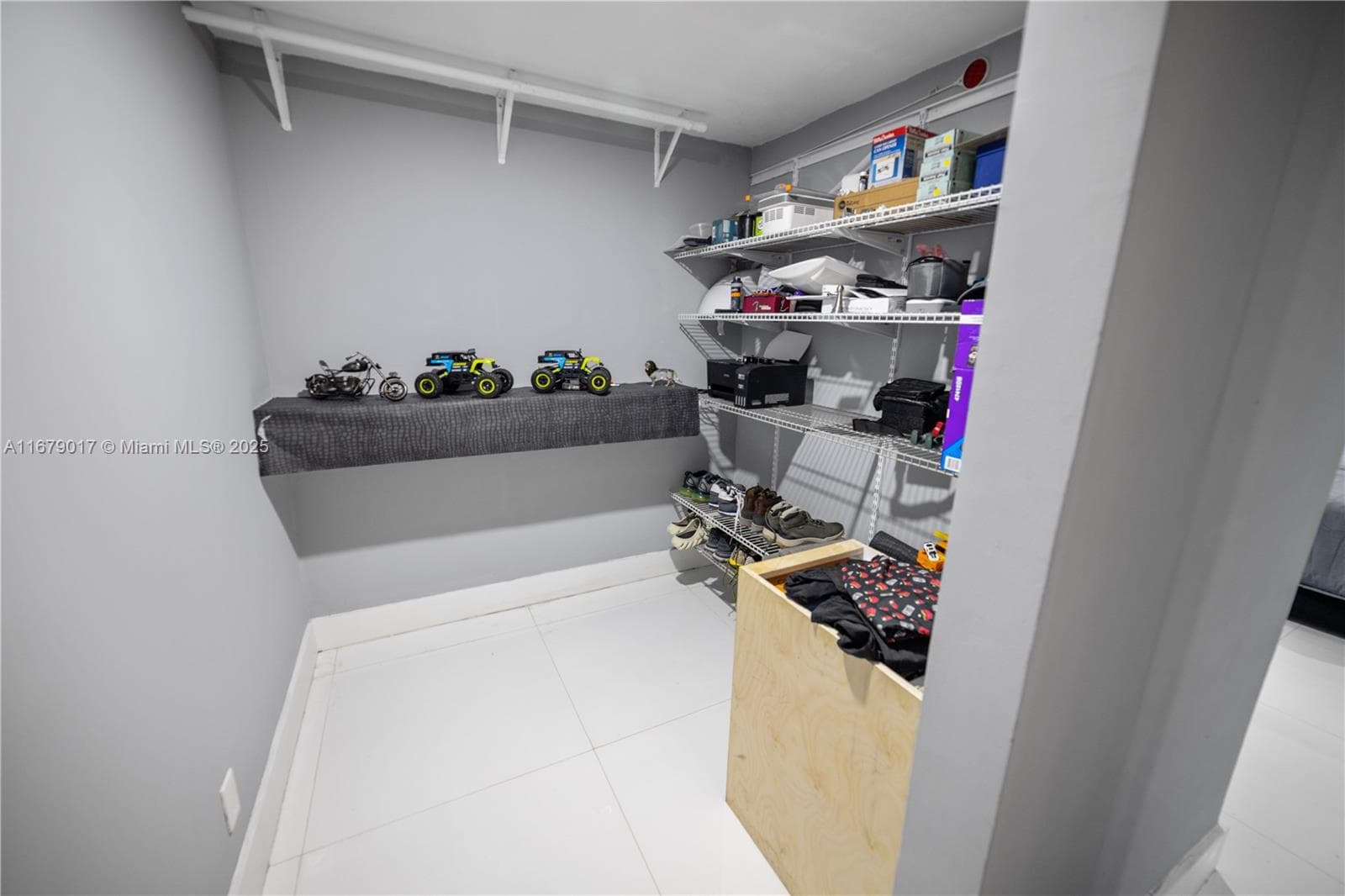 13550 SW 99th Pl, Miami FL 33176 — 19