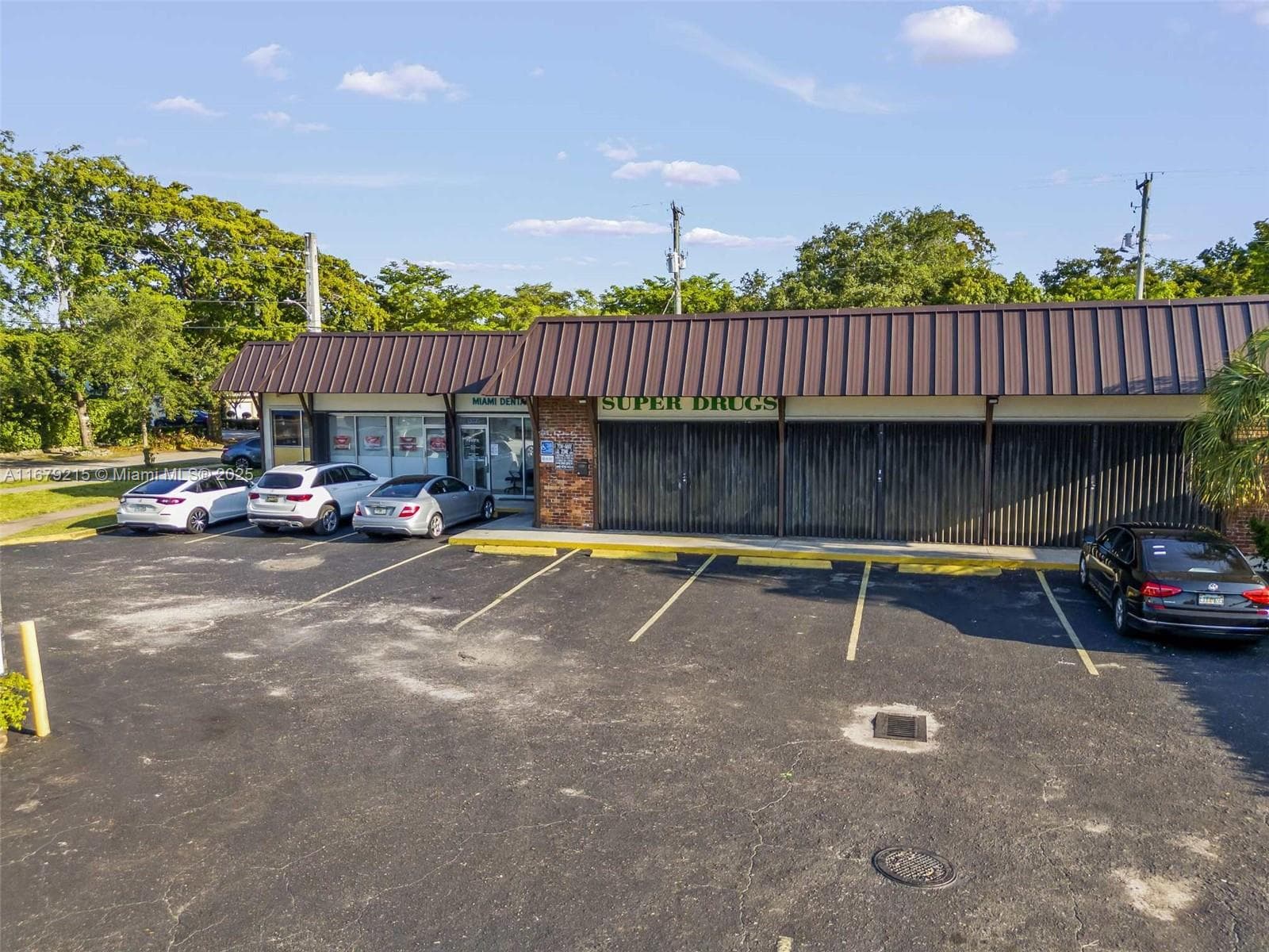 5500 SW 8th St, Coral Gables FL 33134 — 3