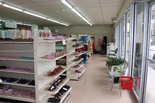 5500 SW 8th St, Coral Gables FL 33134 — 4