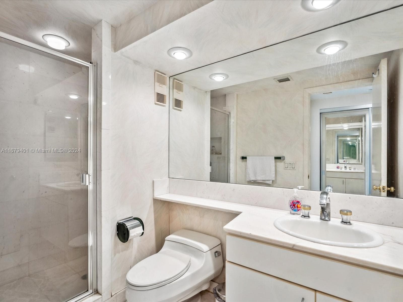 2800 Island Blvd # 702, Aventura FL 33160 — 16