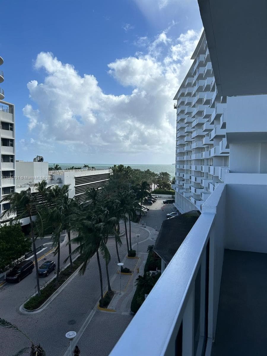100 Lincoln Rd # 608, Miami Beach FL 33139 — 27