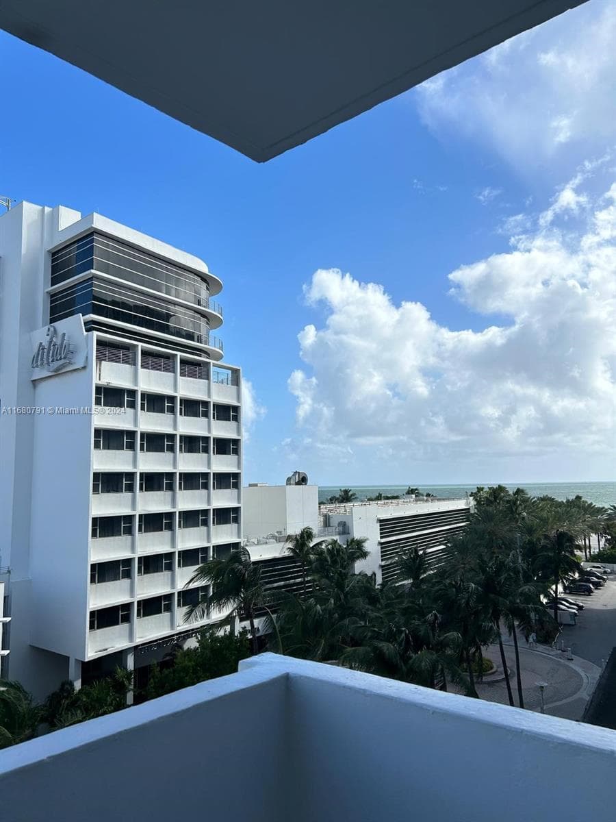 100 Lincoln Rd # 608, Miami Beach FL 33139 — 26