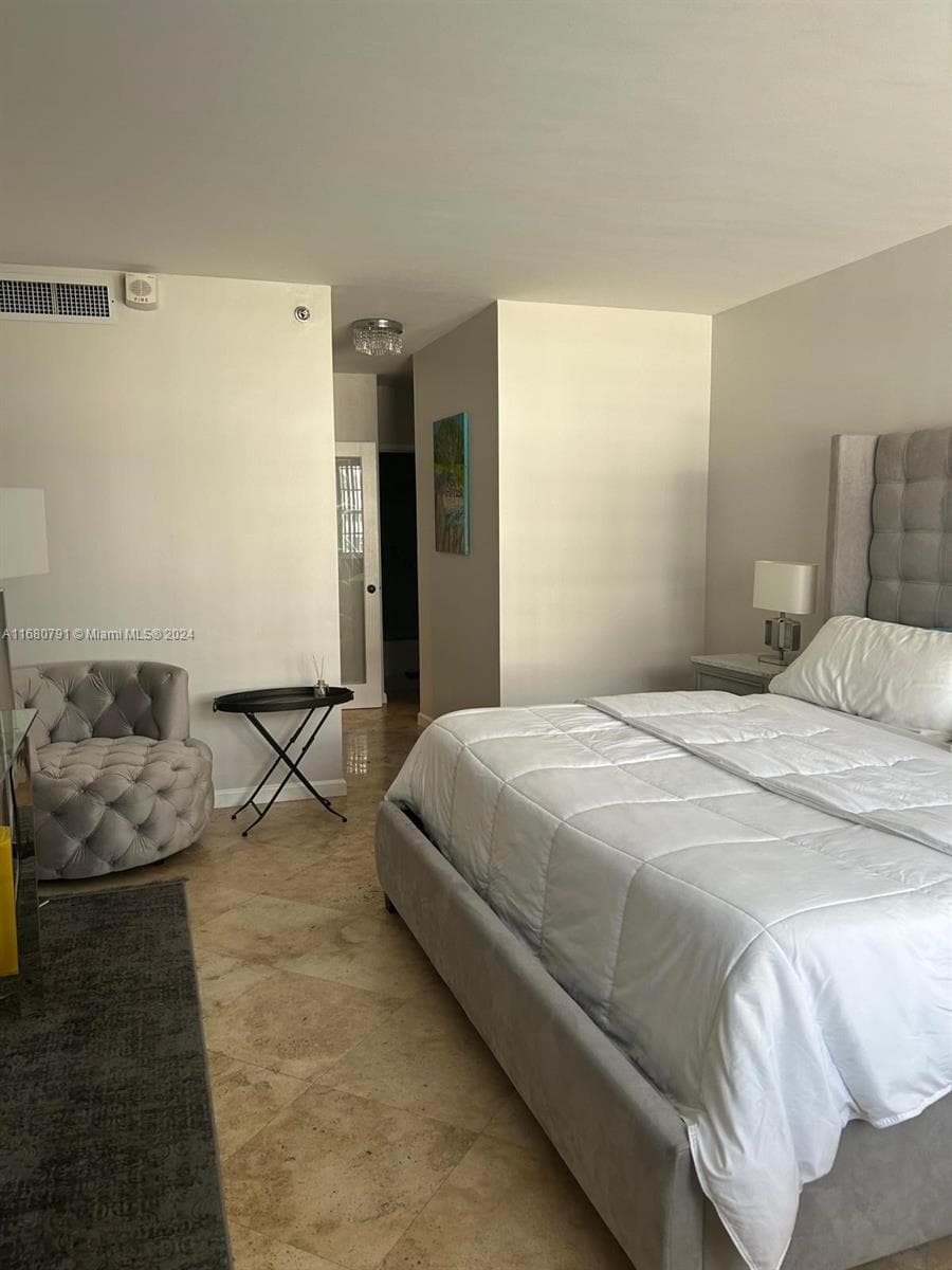 100 Lincoln Rd # 608, Miami Beach FL 33139 — 20