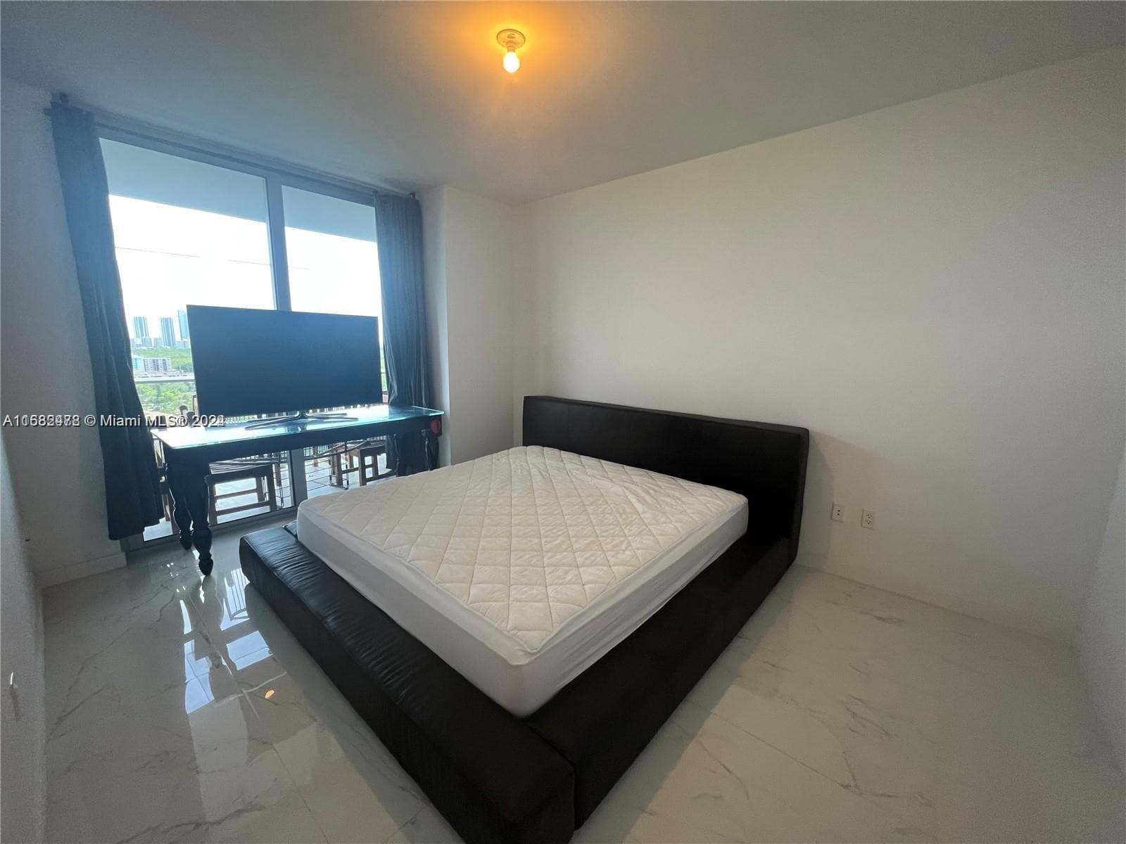 16385 Biscayne Blvd # 2020, North Miami Beach FL 33160 — 6