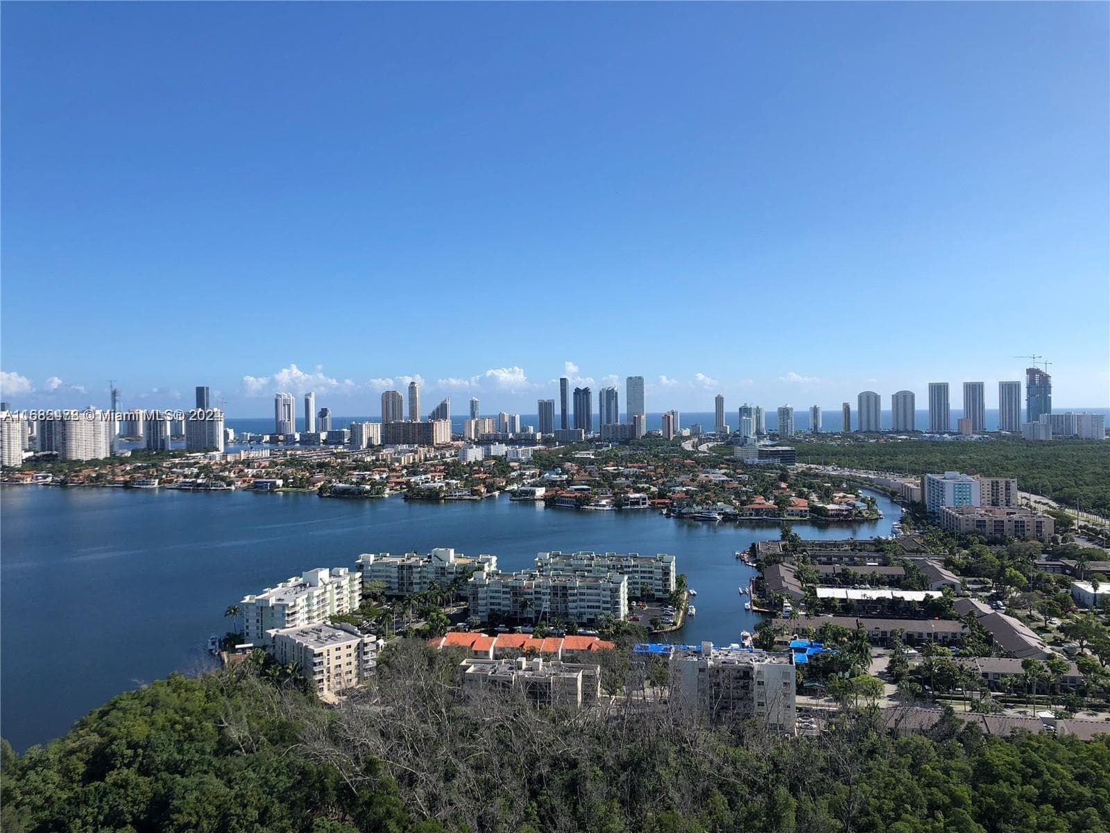 16385 Biscayne Blvd # 2020, North Miami Beach FL 33160 — 1