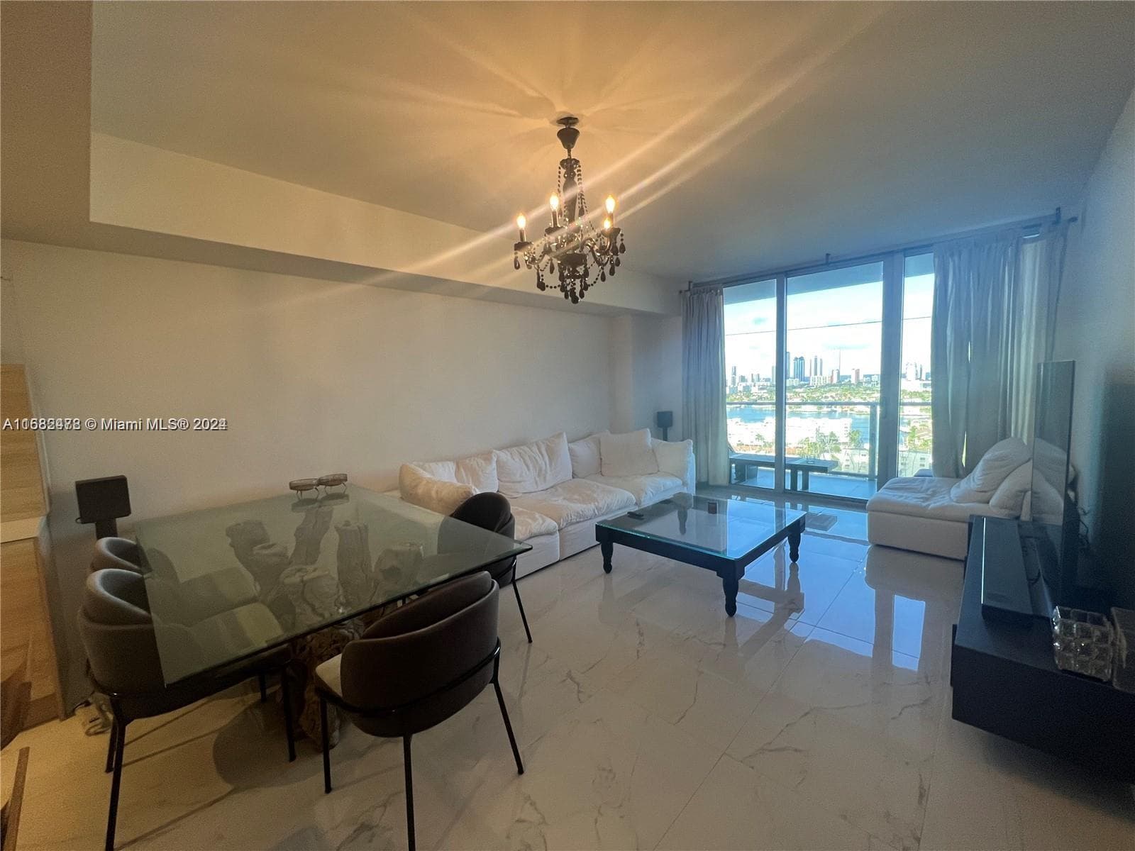16385 Biscayne Blvd # 2020, North Miami Beach FL 33160 — 4
