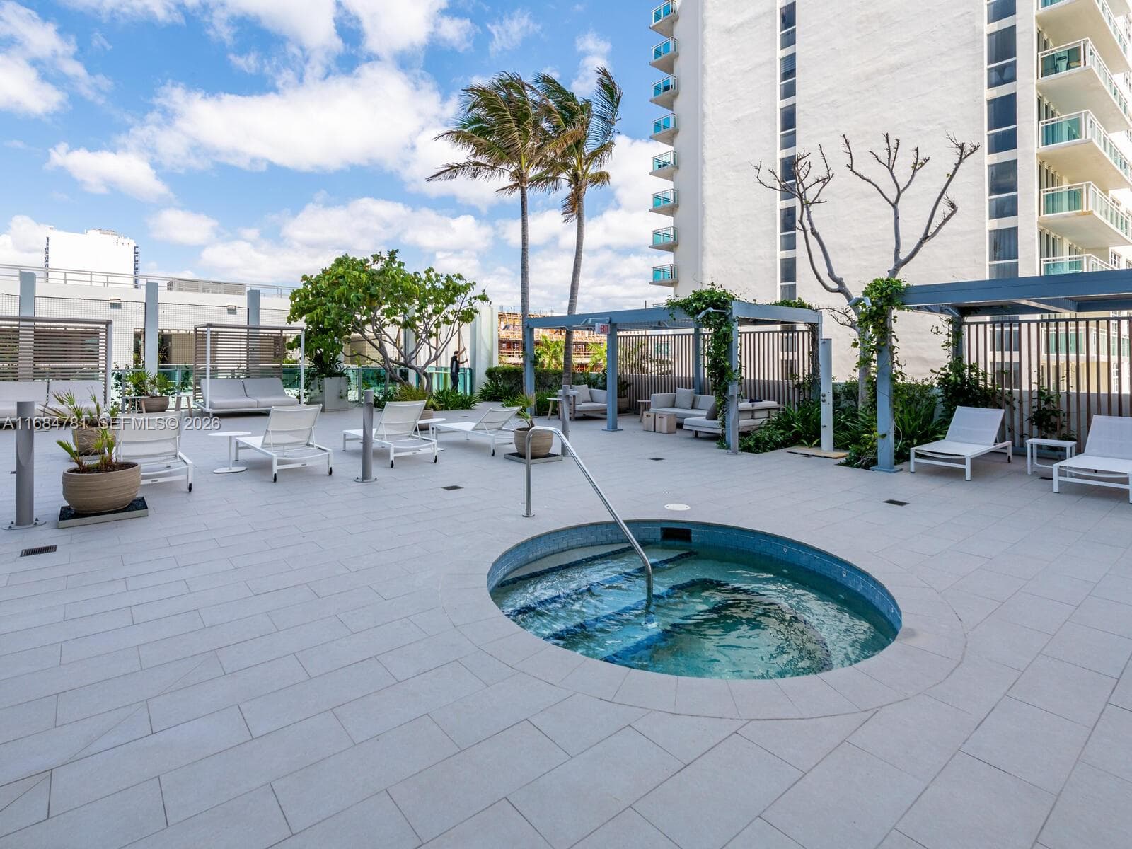 6901 Collins Ave # 701, Miami Beach FL 33141 — 66