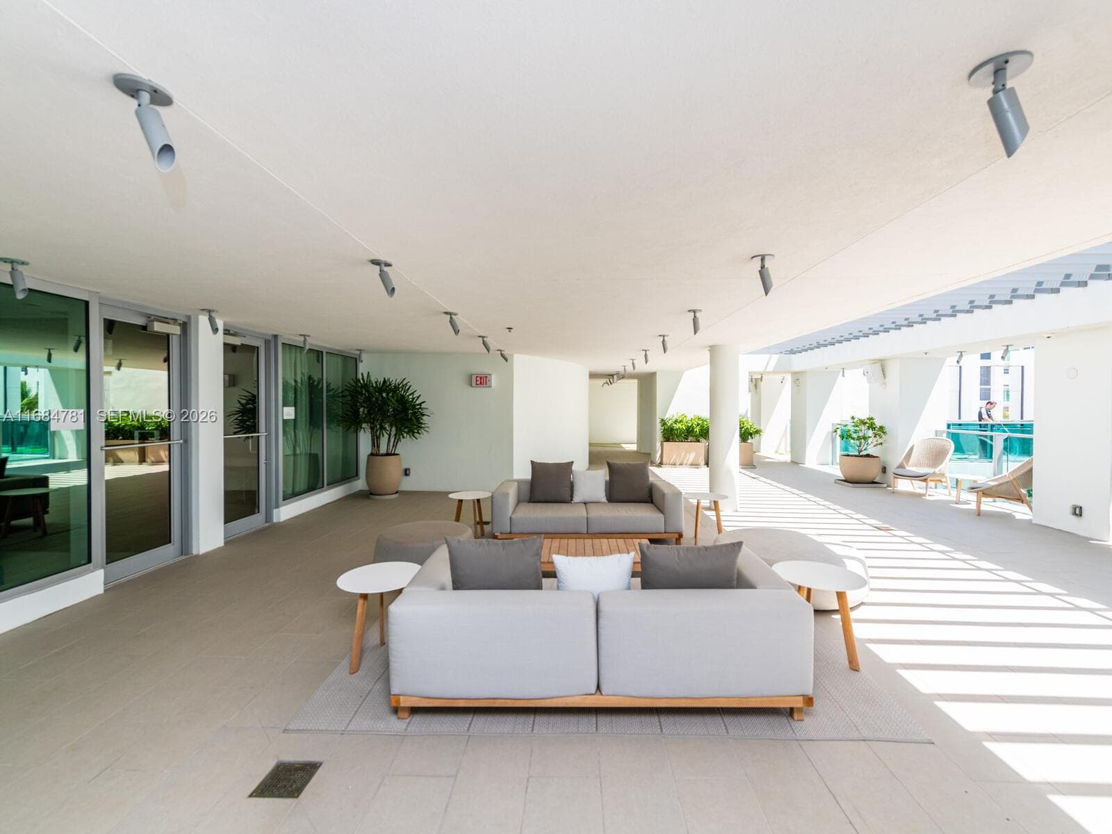 6901 Collins Ave # 701, Miami Beach FL 33141 — 89