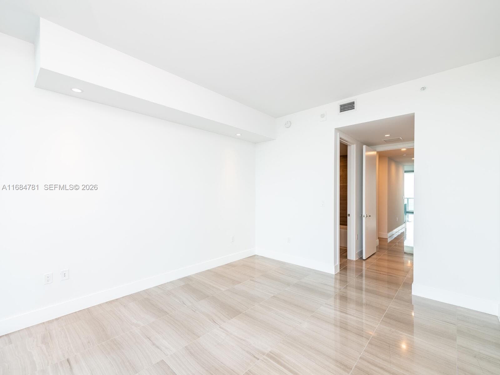 6901 Collins Ave # 701, Miami Beach FL 33141 — 54
