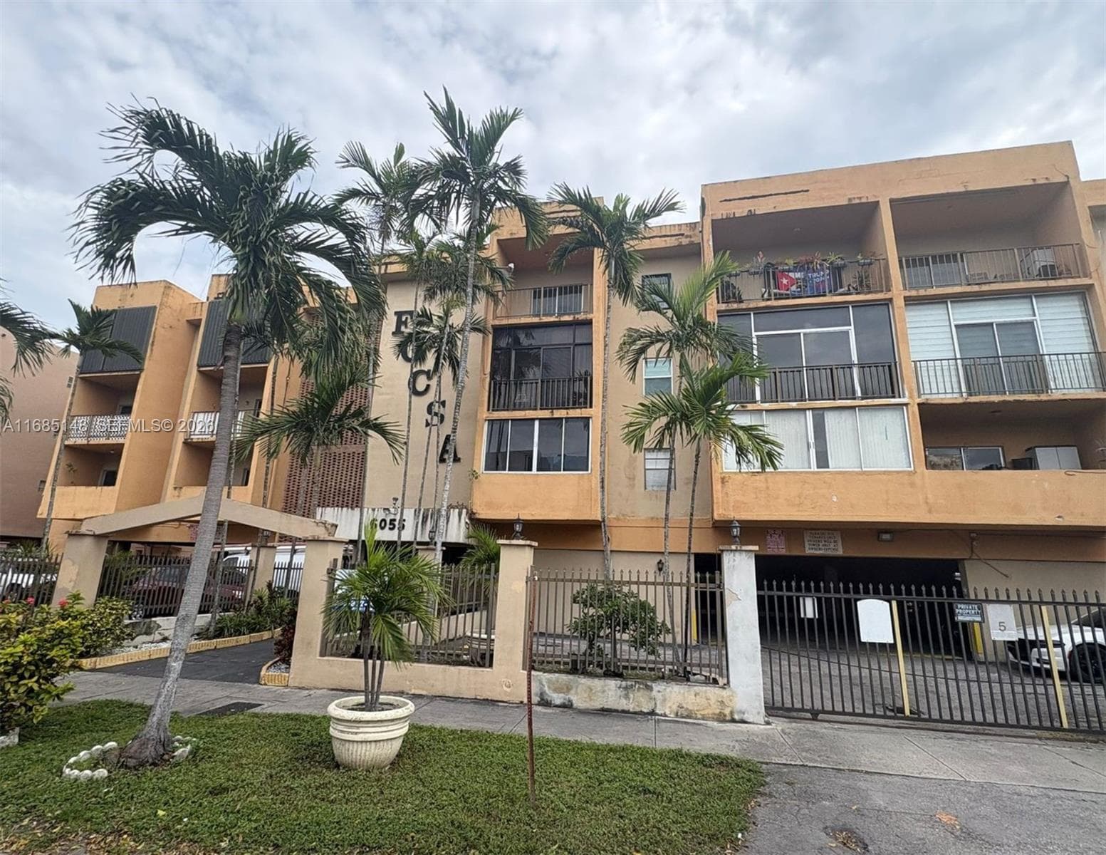 6055 W 19th Ave # 318, Hialeah FL 33012 — 13