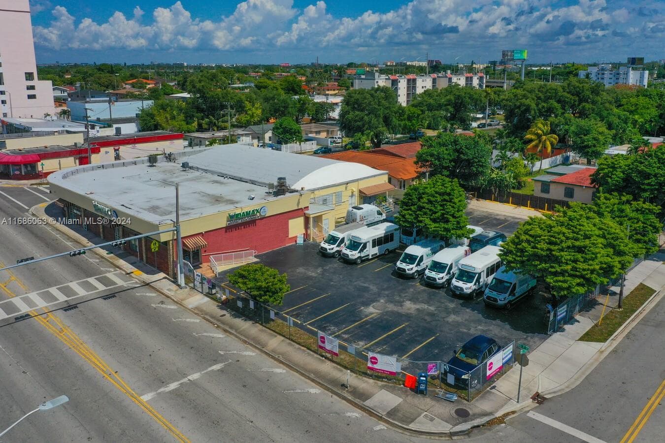 721 NW 21st Ct, Miami FL 33125 — 4