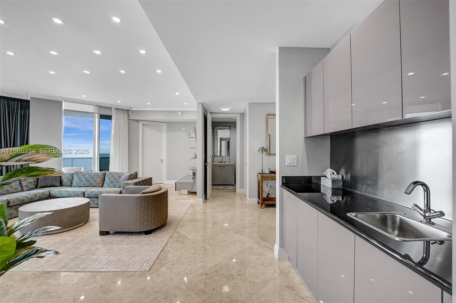 18101 Collins Ave # 3409, Sunny Isles Beach FL 33160 — 17
