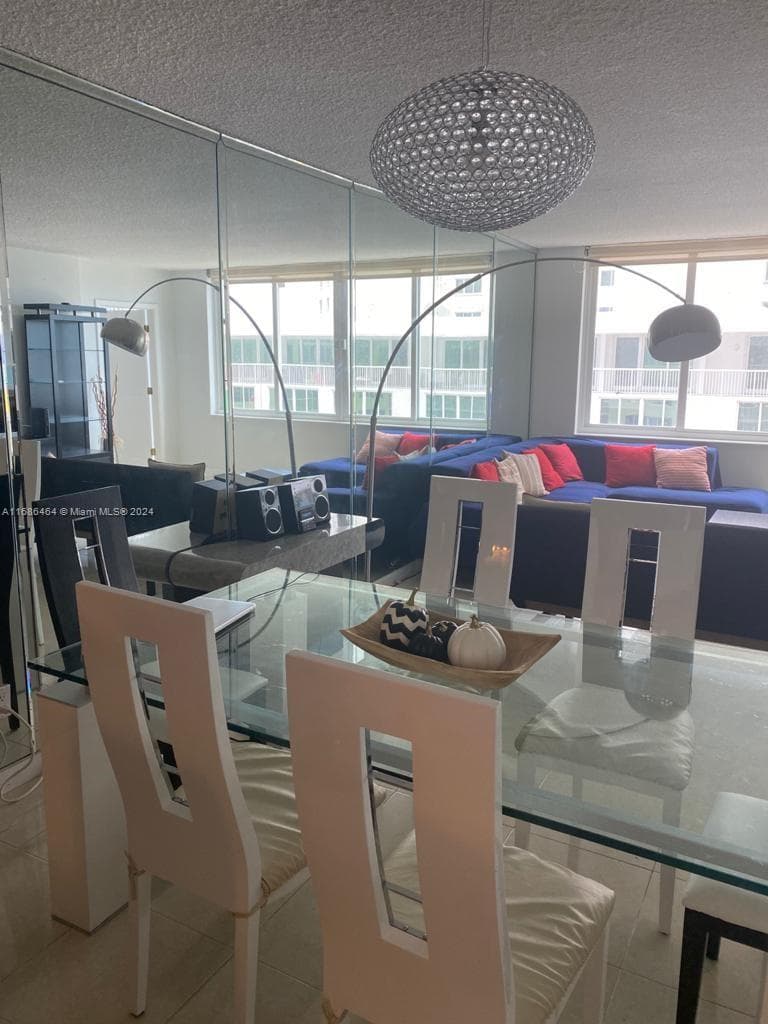5401 Collins Ave # 412, Miami Beach FL 33140 — 15