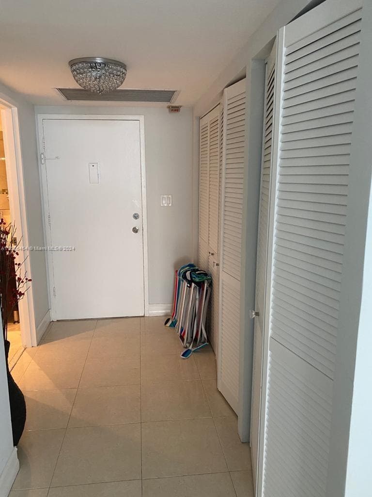 5401 Collins Ave # 412, Miami Beach FL 33140 — 11