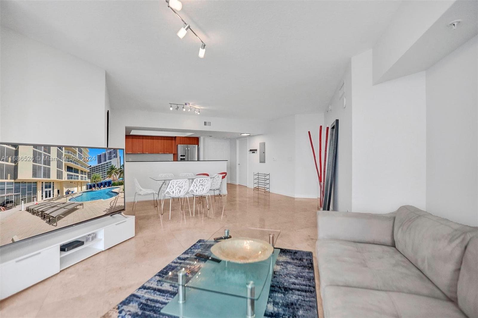 16699 COLLINS AV # 3105, Sunny Isles Beach FL 33160 — 12