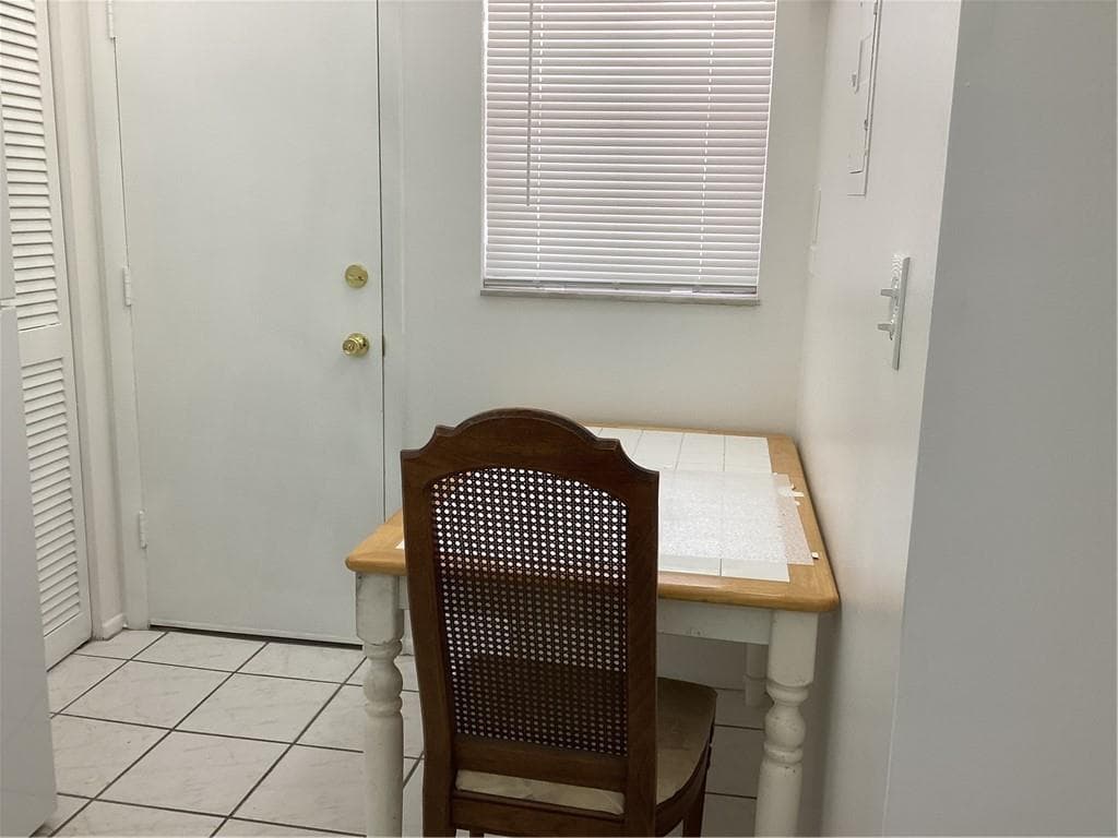 1710 NE 191st Street, Miami FL 33179 — 2