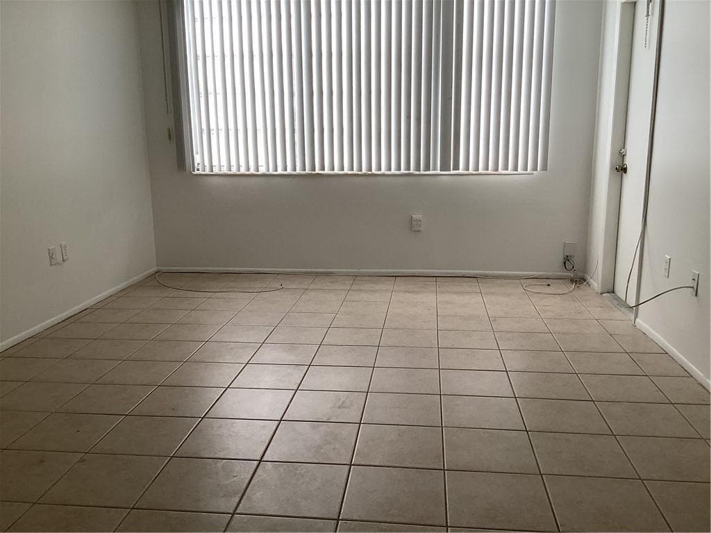 1710 NE 191st Street, Miami FL 33179 — 13