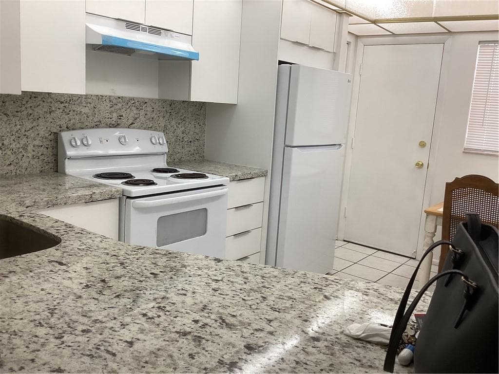 1710 NE 191st Street, Miami FL 33179 — 3