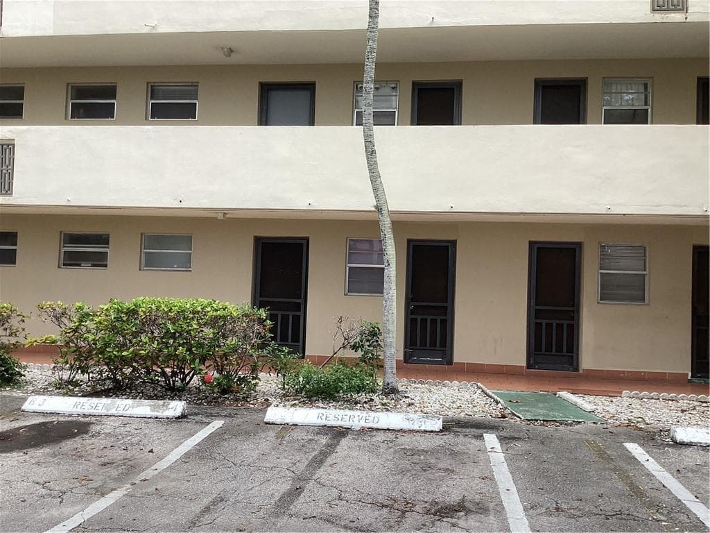 1710 NE 191st Street, Miami FL 33179 — 1