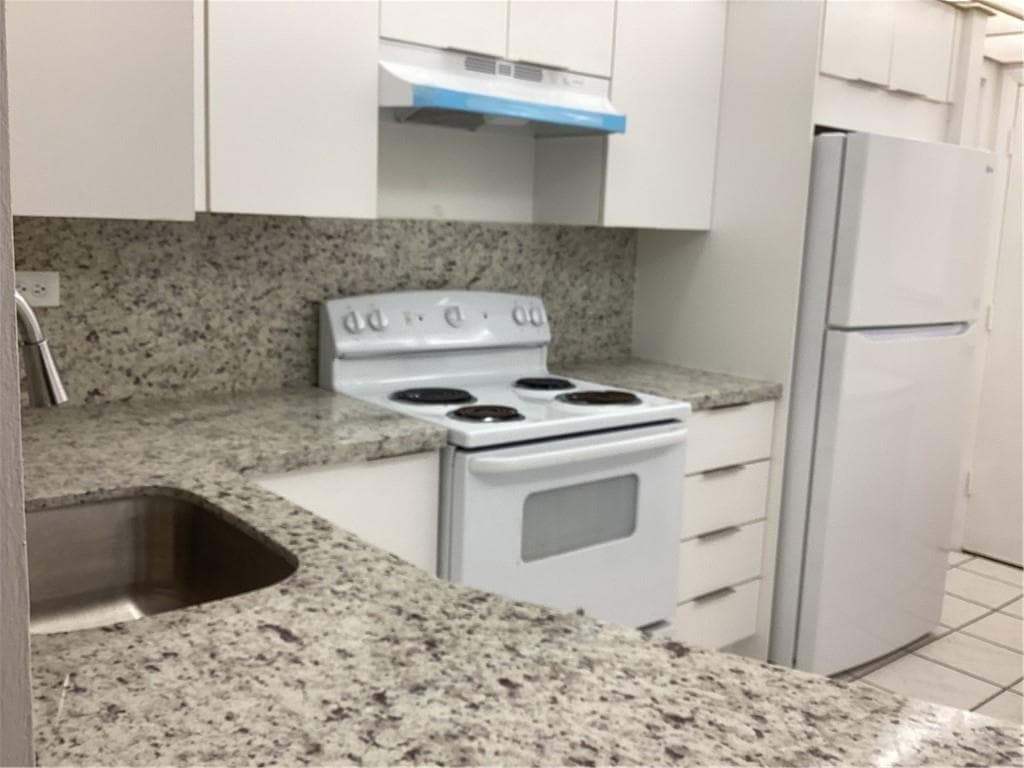 1710 NE 191st Street, Miami FL 33179 — 14