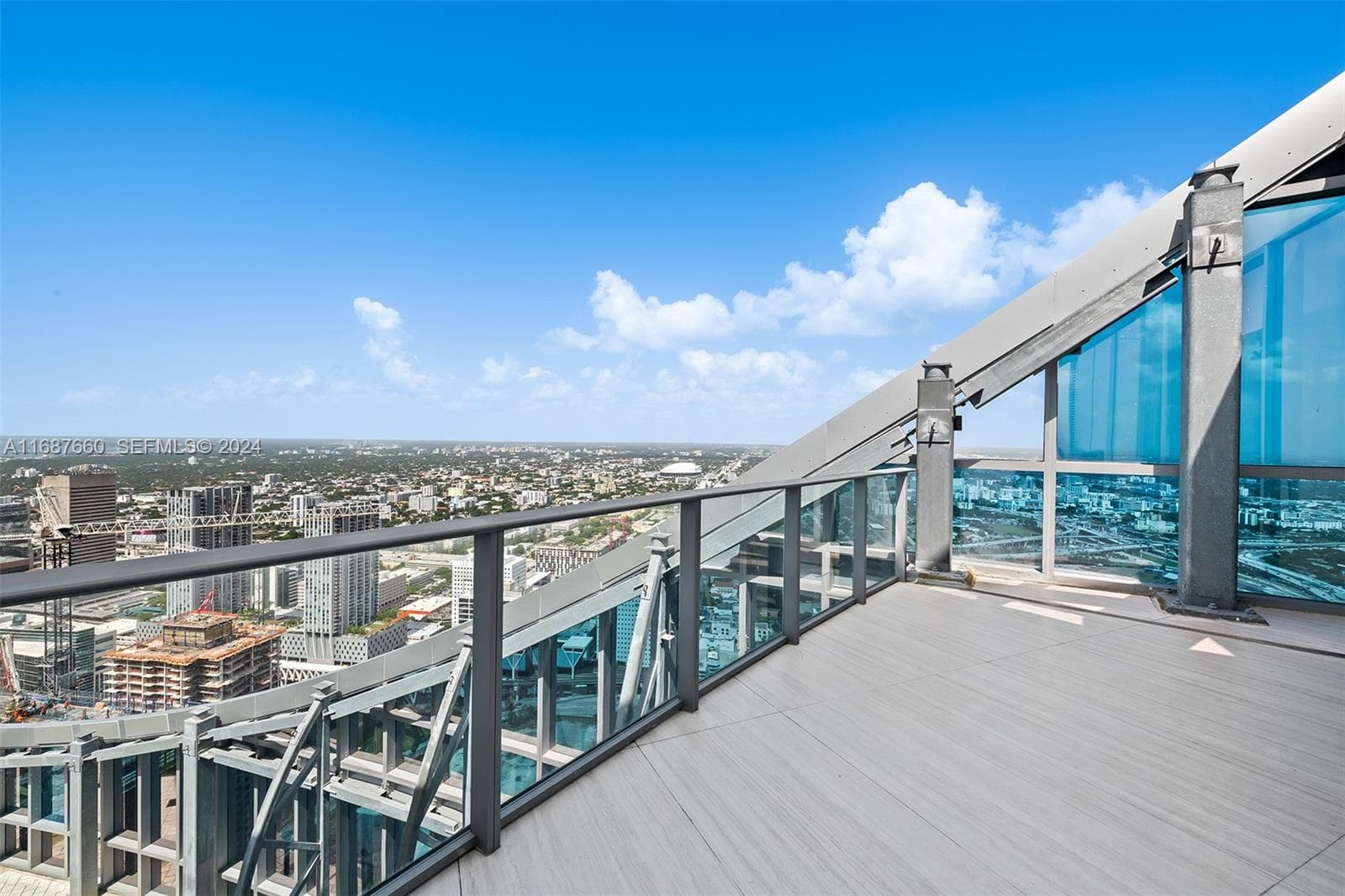 851 NE 1st Ave # 5700, Miami FL 33132 — 12