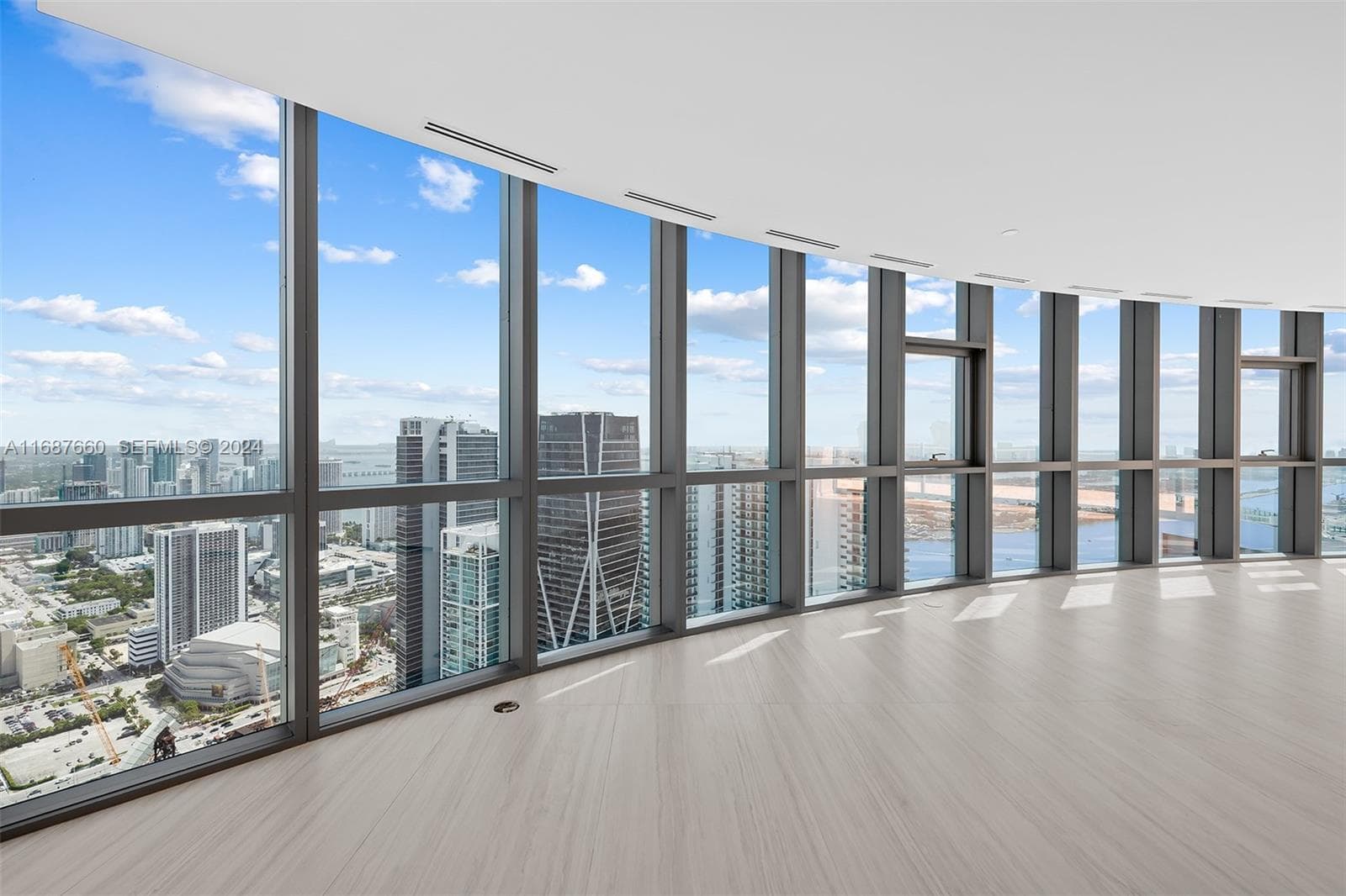 851 NE 1st Ave # 5700, Miami FL 33132 — 22
