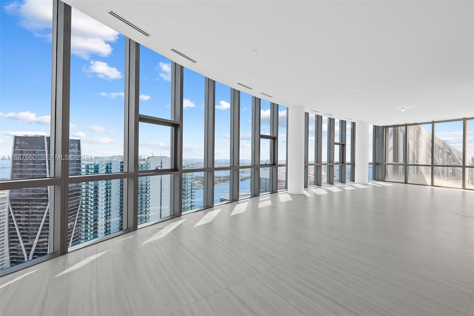 851 NE 1st Ave # 5700, Miami FL 33132 — 36
