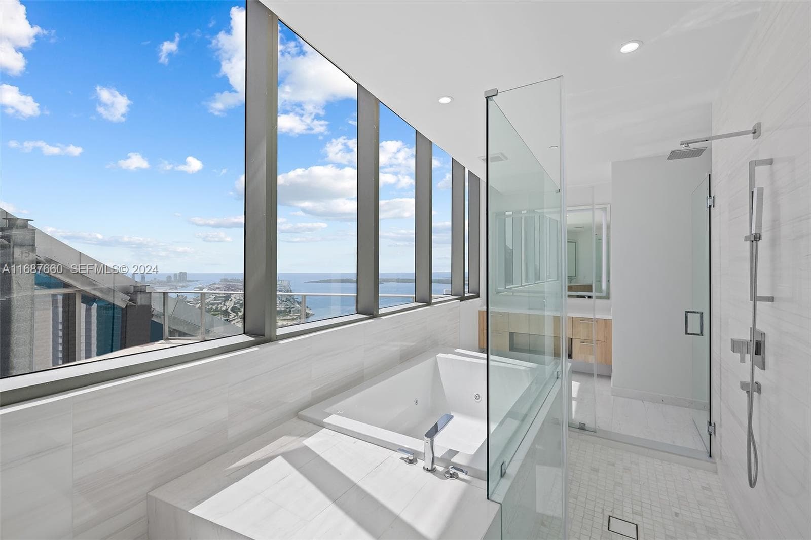 851 NE 1st Ave # 5700, Miami FL 33132 — 19