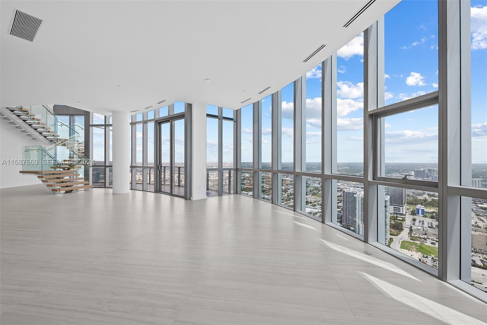 851 NE 1st Ave # 5700, Miami FL 33132 — 35
